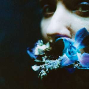 Reaching For Indigo (MC) de Circuit Des Yeux