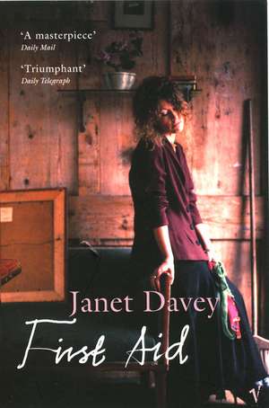 First Aid de Janet Davey