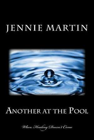 Another at the Pool de Jennie Martin