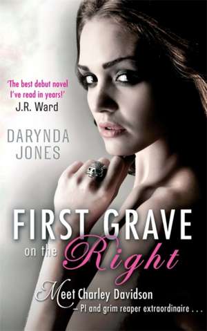 First Grave On The Right de Darynda Jones