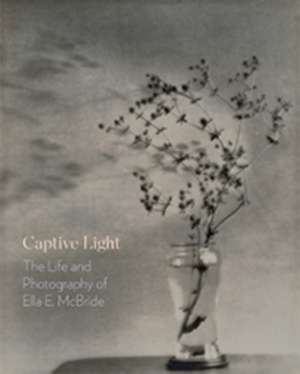 Captive Light de Margaret E Bullock