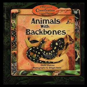 Animals with Backbones de Elaine Pascoe