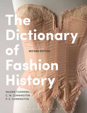 The Dictionary of Fashion History de Valerie Cumming