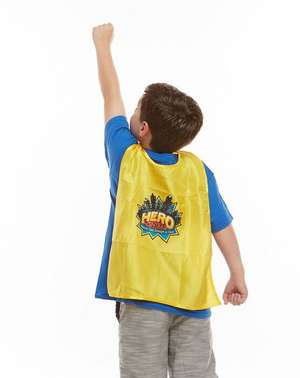 Vacation Bible School 2017 Vbs Hero Central Child's Cape with LOGO (Pkg of 6) de Abingdon Press