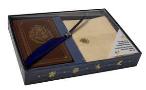 Harry Potter Hogwarts School of Witchcraft and Wizardry Desktop Stationery Set (with Pen) de Insight Editions