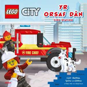 Lego City: Orsaf Dan, Yr / Fire Station de Atebol