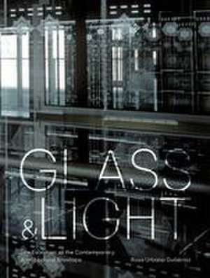 Glass and Light de Rosa Urbano Gutiérrez