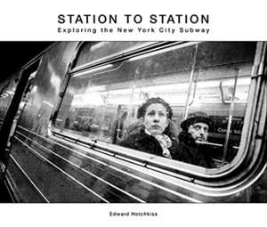 Station to Station: Exploring the New York City Subway de Lawrence Weschler