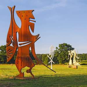 Parc de sculptures Erich Engelbrecht, Château des Fougis de Sarah Engelbrecht