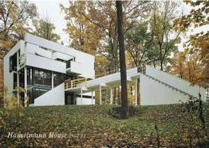 Michael Graves - Hanselmann House. Snyderman House. Residential Masterpeices 14