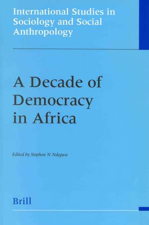 A Decade of Democracy in Africa de Stephen Ndegwa