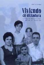 Viviendo en dictadura : la evolución de las actitudes sociales hacia el franquismo